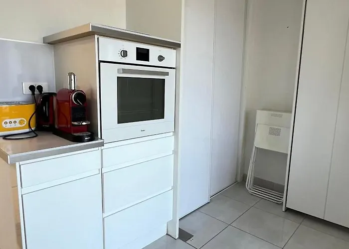 Apartman Beautiful With Parking! Hyères